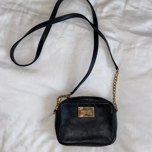 Michael Kors Purse Small Black - Picture 1 of 2
